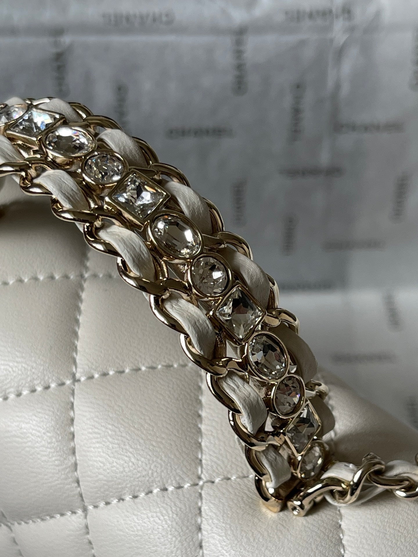 CHANEL MINI 18 FLAP BAG IN WHITE LAMBSKIN