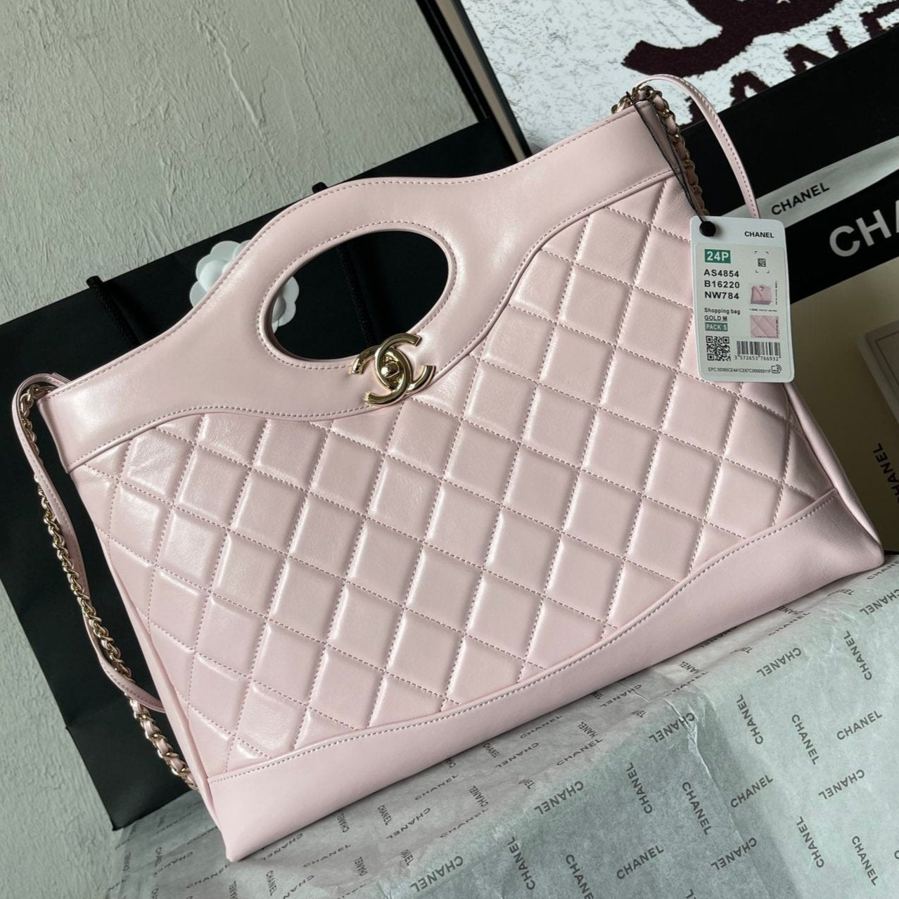CHANEL MEDIUM 36 SHOPPING BAG IN LIGHT PINK CALFSKIN