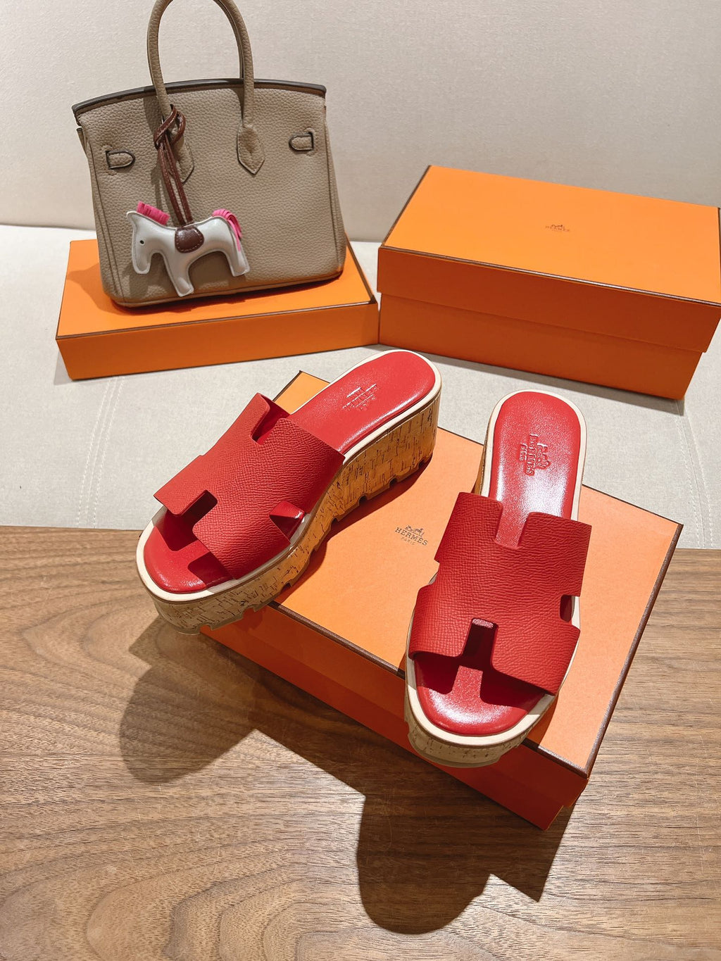 HERMES 25S HIGH WEDGE SANDALS IN RED LAMBSKIN STYLE 35