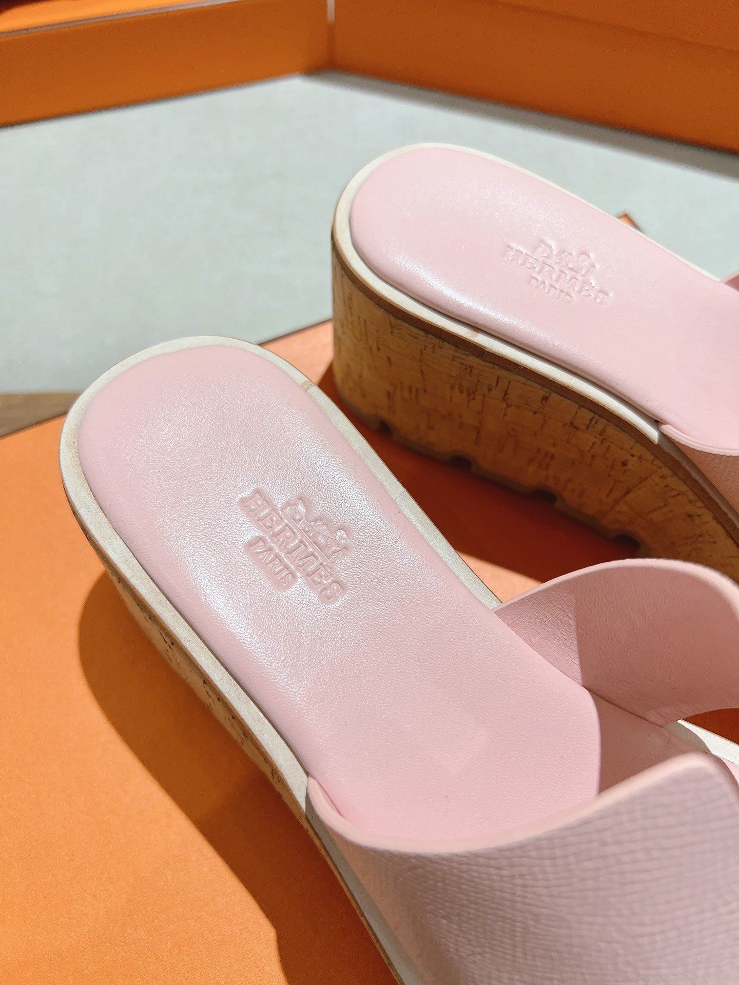 HERMES 25S HIGH WEDGE SANDALS IN PASTEL PINK LAMBSKIN STYLE 29