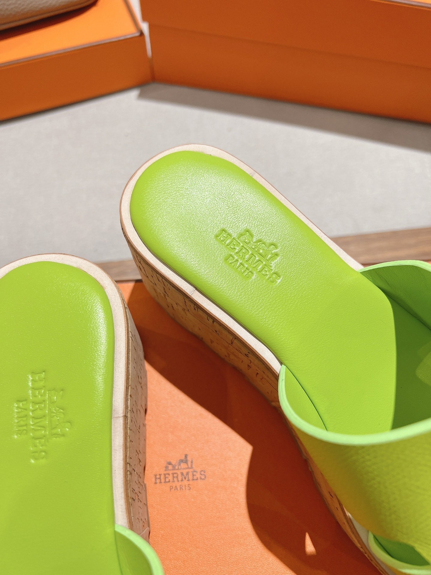HERMES 25S HIGH WEDGE SANDALS IN SPRING GREEN LAMBSKIN STYLE 22