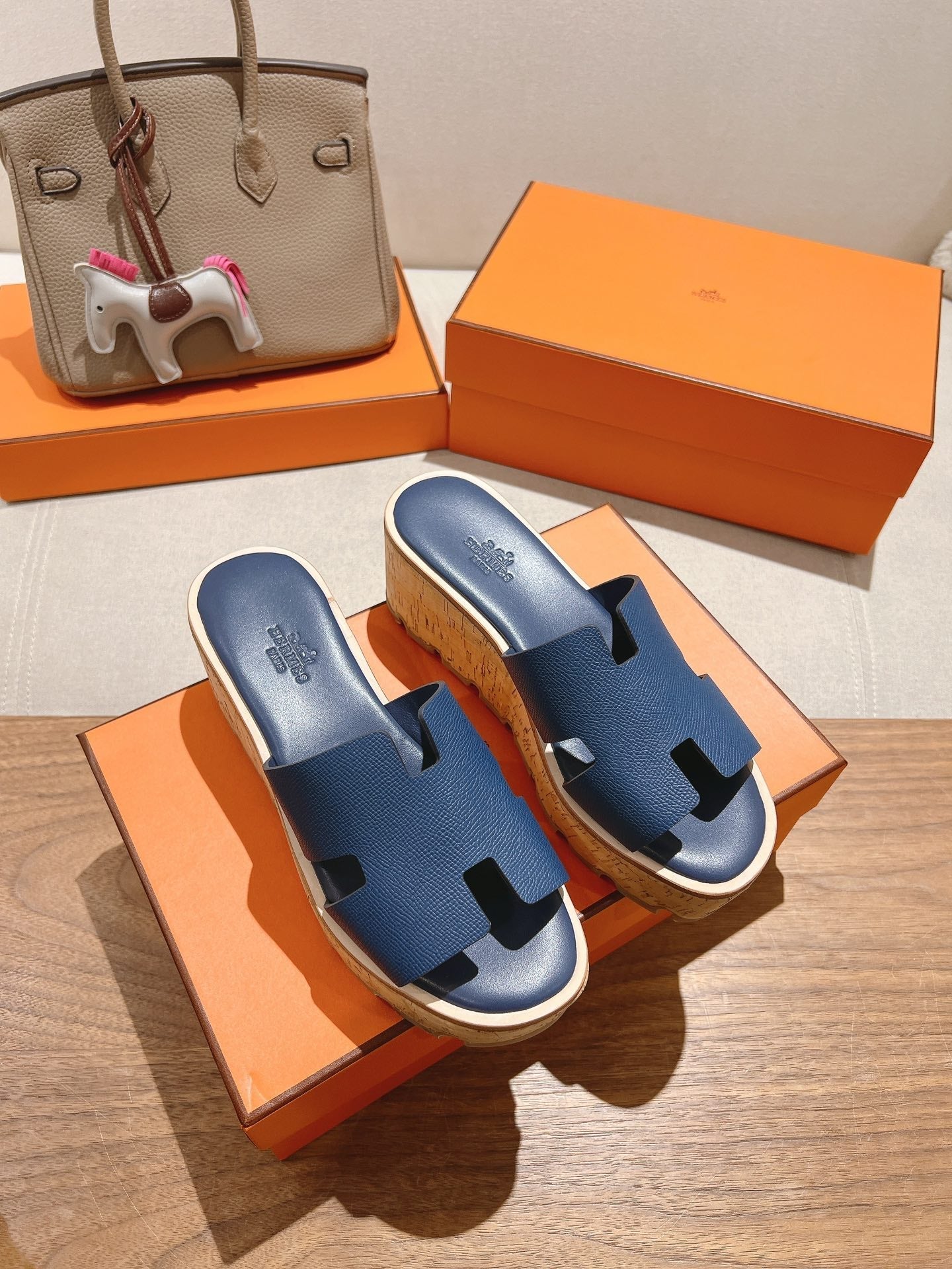 HERMES 25S HIGH WEDGE SANDALS IN DARK STEEL BLUE LAMBSKIN STYLE 18