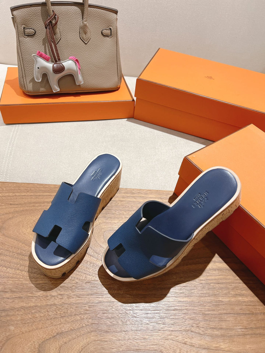 HERMES 25S HIGH WEDGE SANDALS IN DARK STEEL BLUE LAMBSKIN STYLE 18