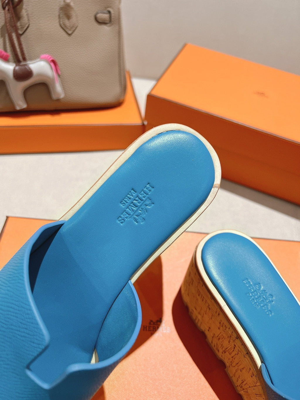 HERMES 25S HIGH WEDGE SANDALS IN BLUE LAMBSKIN STYLE 12