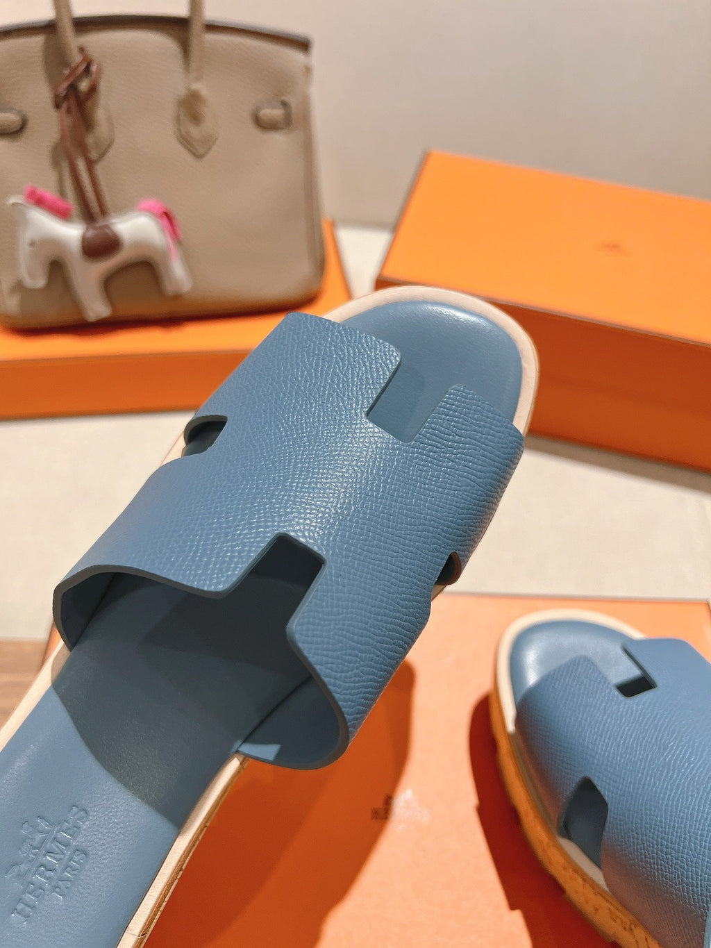 HERMES 25S HIGH WEDGE SANDALS IN BLUE LAMBSKIN STYLE 10