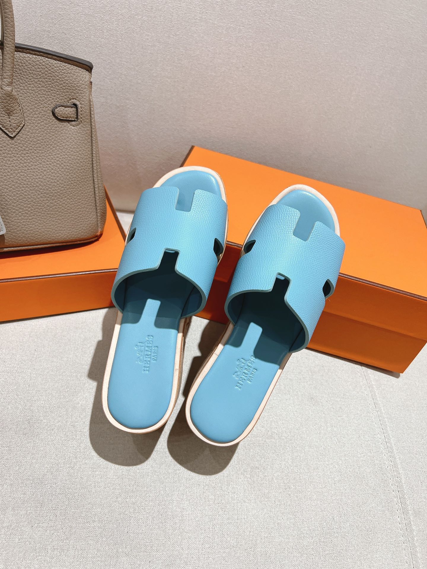 HERMES 25S HIGH WEDGE SANDALS IN SKY BLUE LAMBSKIN STYLE 8