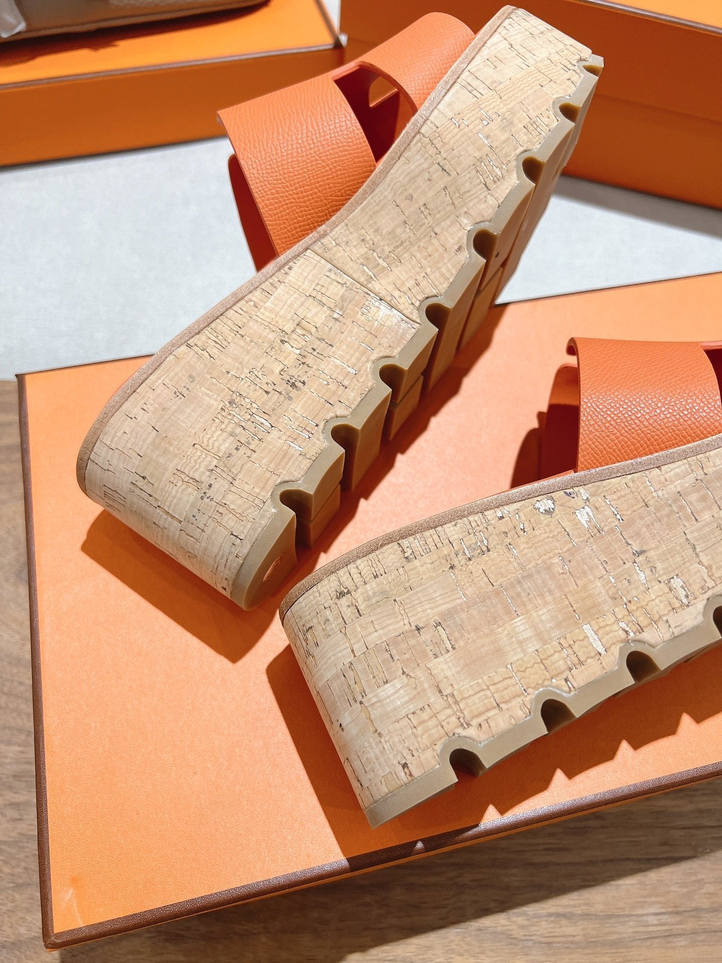 HERMES 25S HIGH WEDGE SANDALS IN ORANGE LAMBSKIN STYLE 4