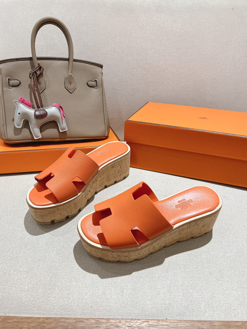 HERMES 25S HIGH WEDGE SANDALS IN ORANGE LAMBSKIN STYLE 4