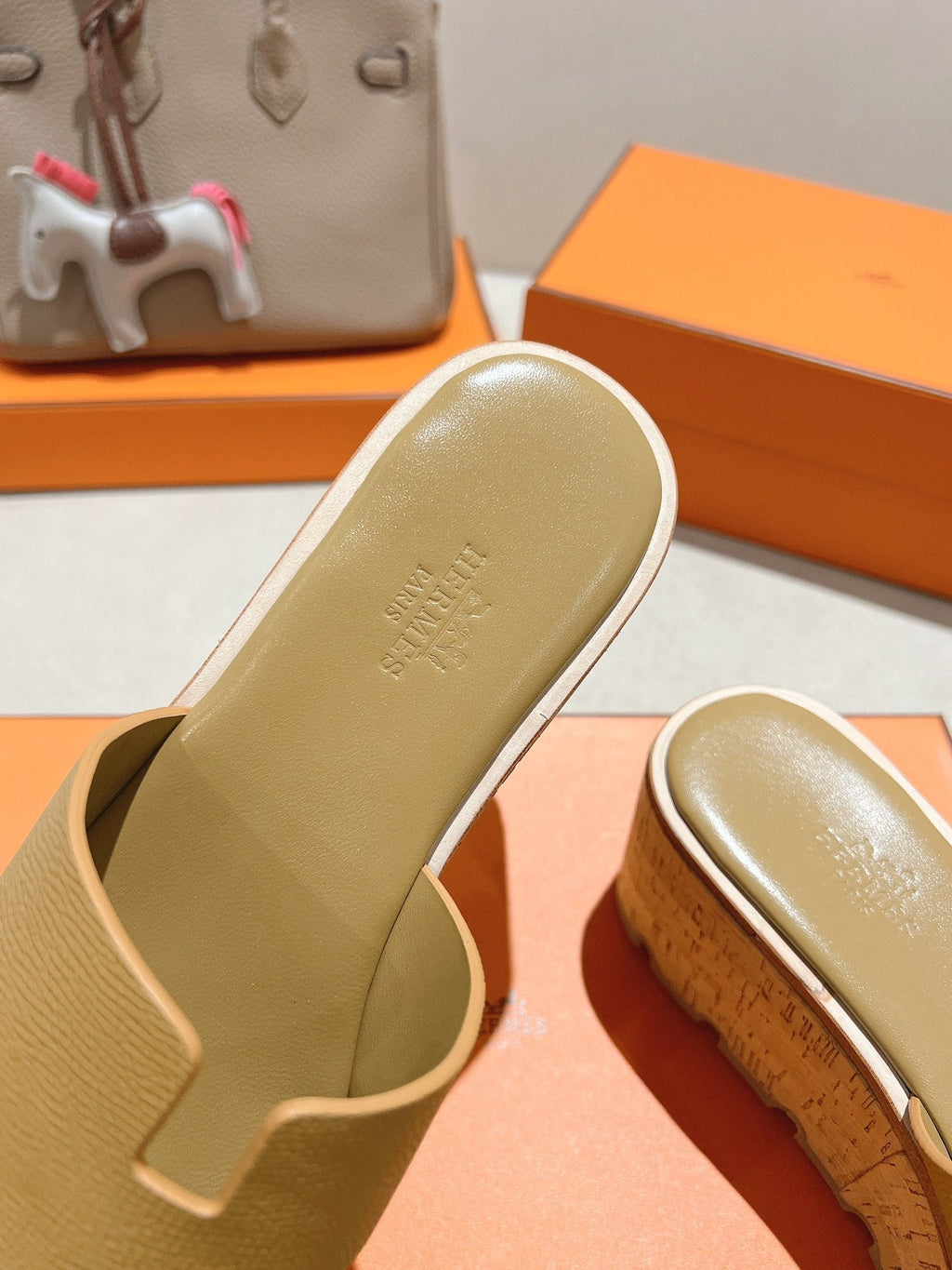 HERMES 25S HIGH WEDGE SANDALS IN LIGHT BROWN LAMBSKIN STYLE 2