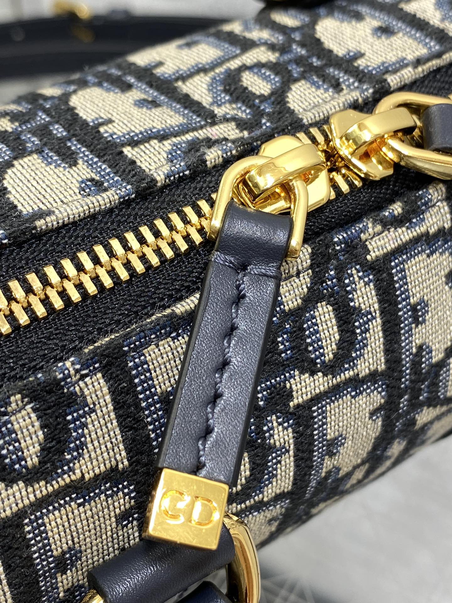 DIOR GROOVE MINI 17 BAG IN BLACK MIX BEIGE OBLIQUE MONOGRAM JACQUARD