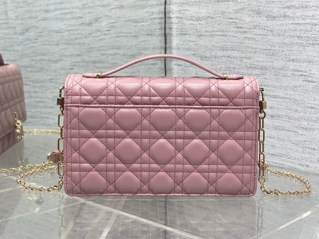 DIOR MINI BAG 24 IN ROSE PINK PATENT CANNAGE CALFSKIN