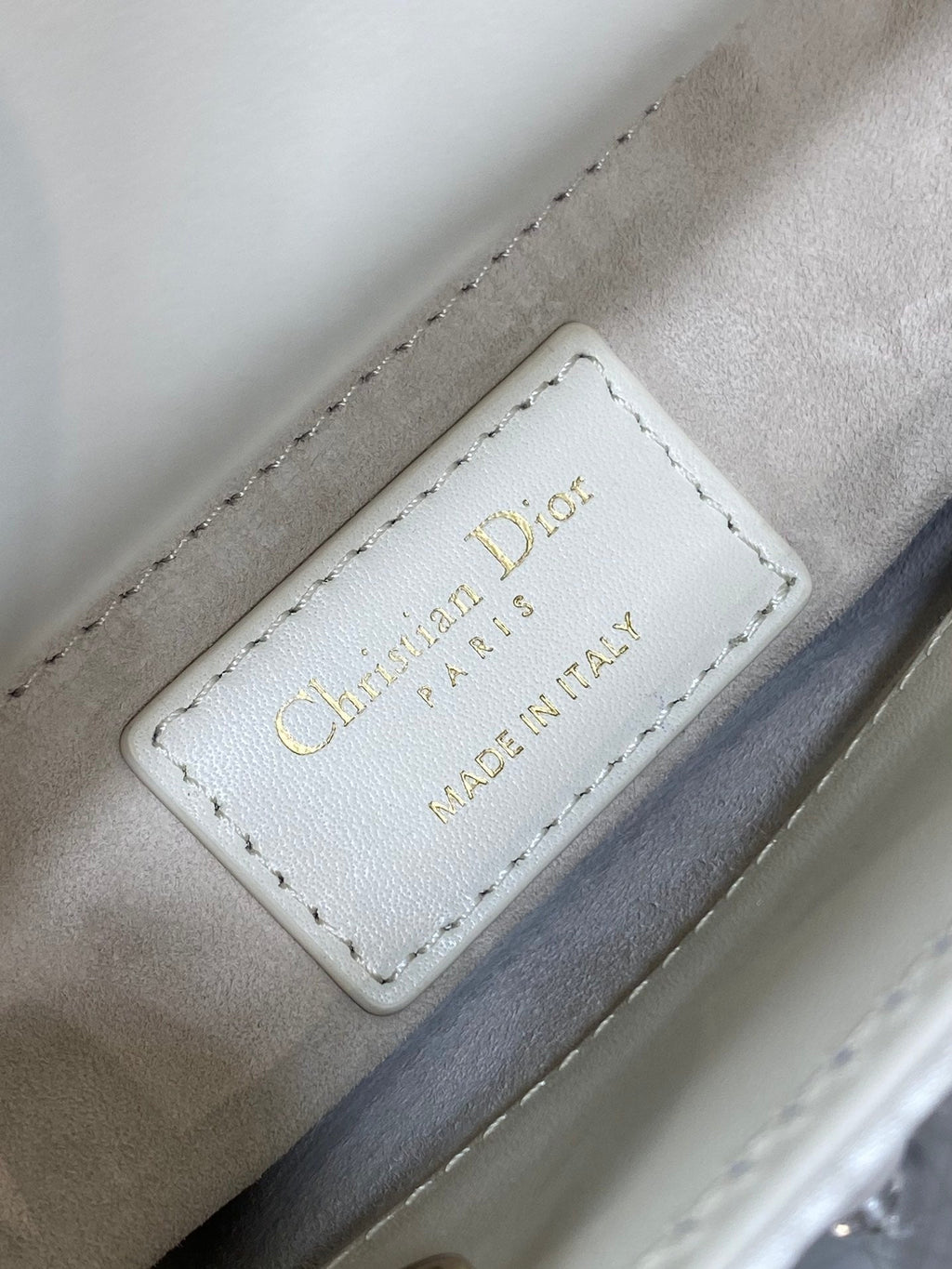 DIOR MINI 17 LADY BAG IN WHITE SATIN EMBROIDERED WITH BEADS 226310