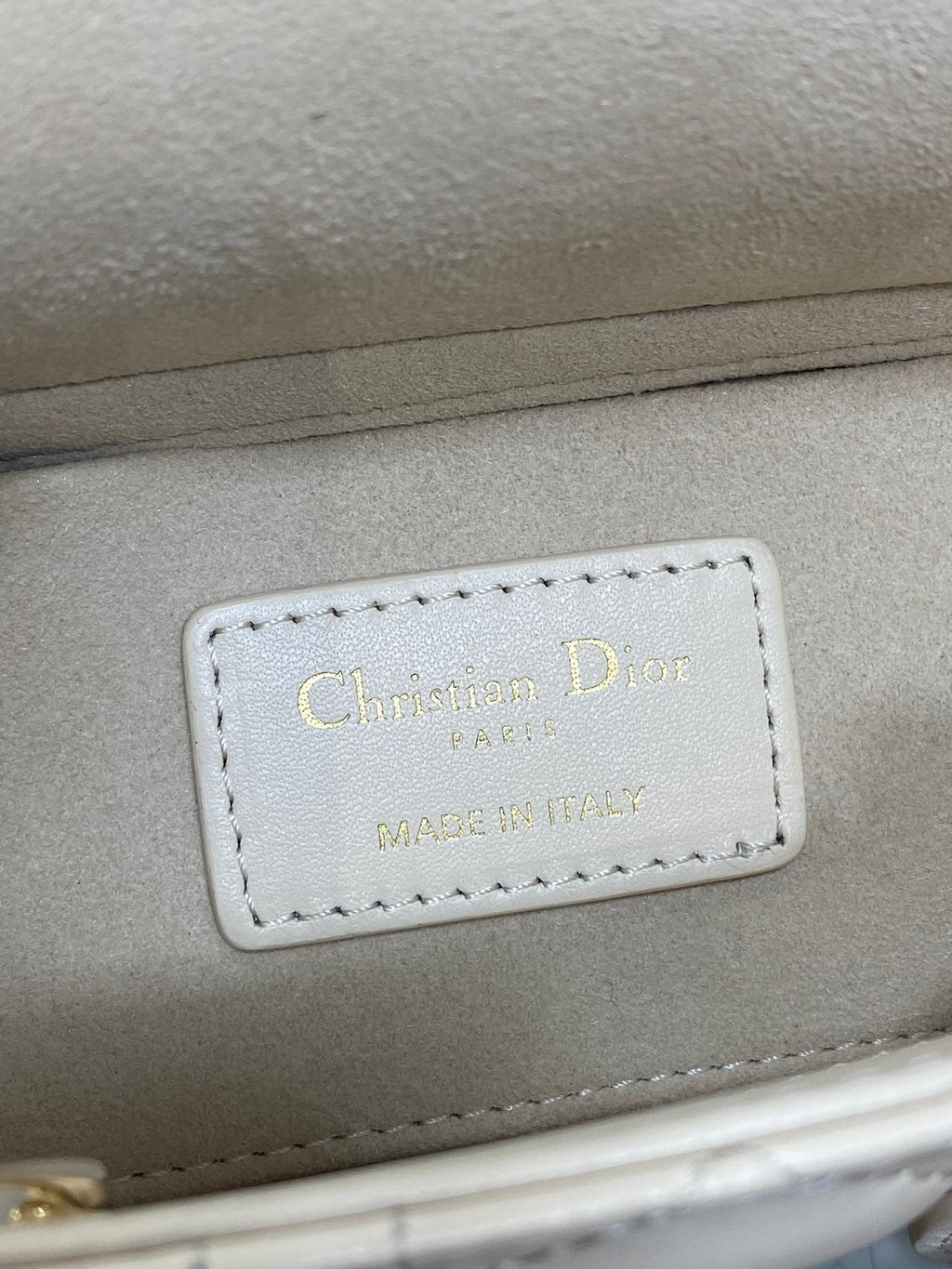 DIOR 25S SMALL LADY D-JOY 22 IN BEIGE LAMBSKIN GOLD HARDWRE