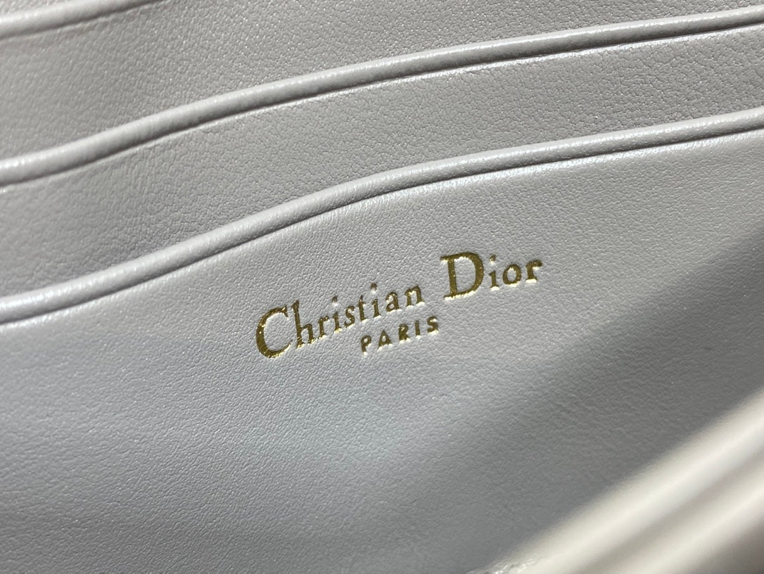 DIOR 25S  TALK PHONE POUCH 21 IN DIRTY LILAC CANNAGE LAMBSKIN GOLD HARDWRE
