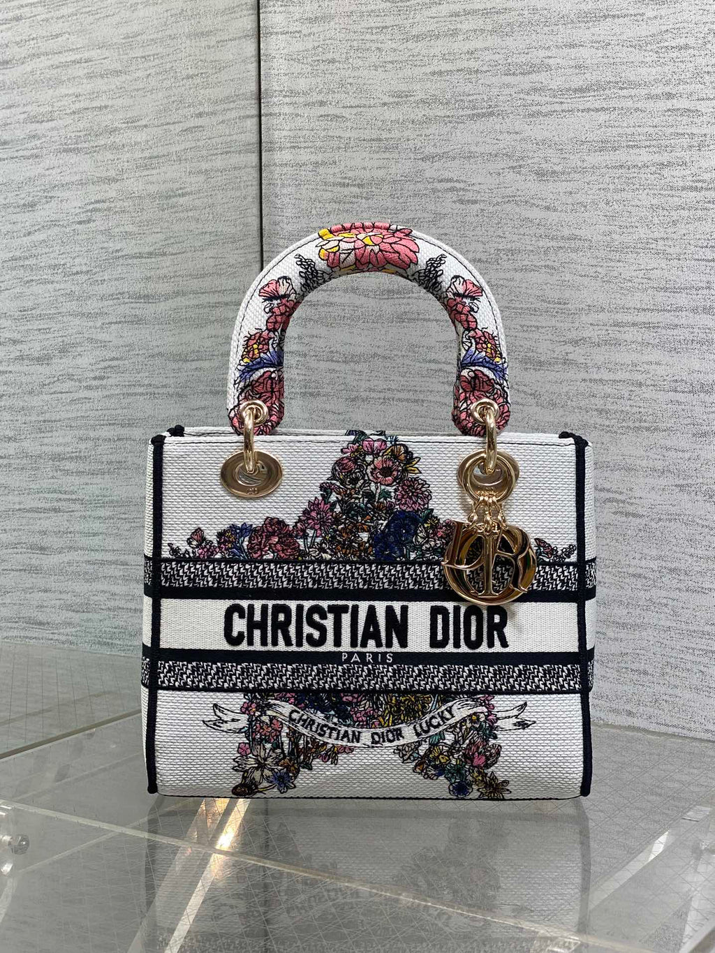 DIOR 25S SMALL LADY D-LITE BAG 24 IN WHITE RED  STAR EMBROIDERY