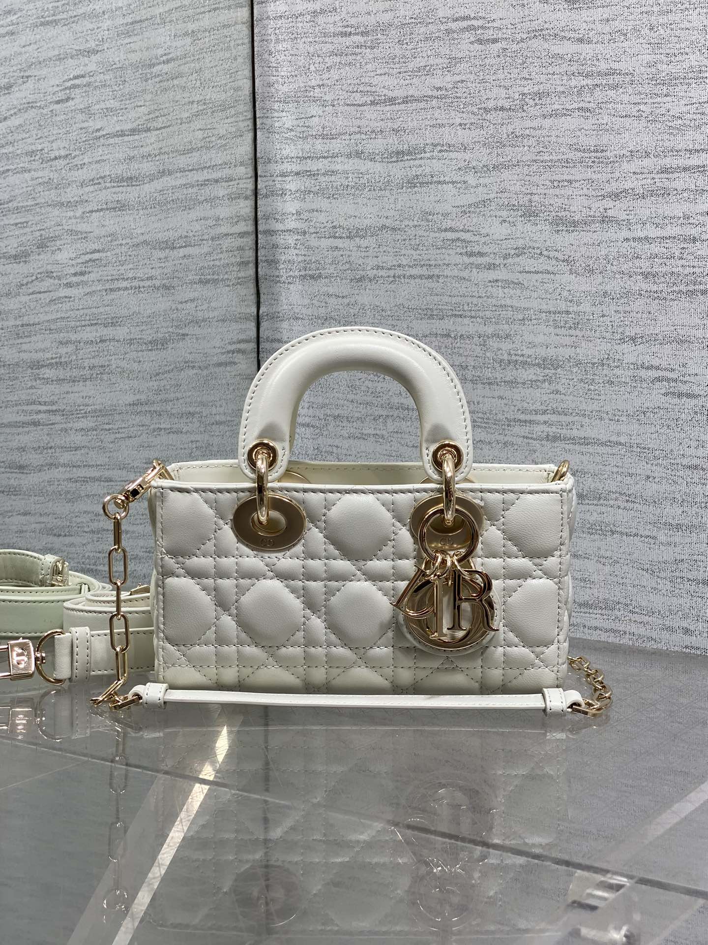 DIOR 25S MICRO LADY D-JOY 19 IN IVORY CALFSKIN GOLD HARDWARE