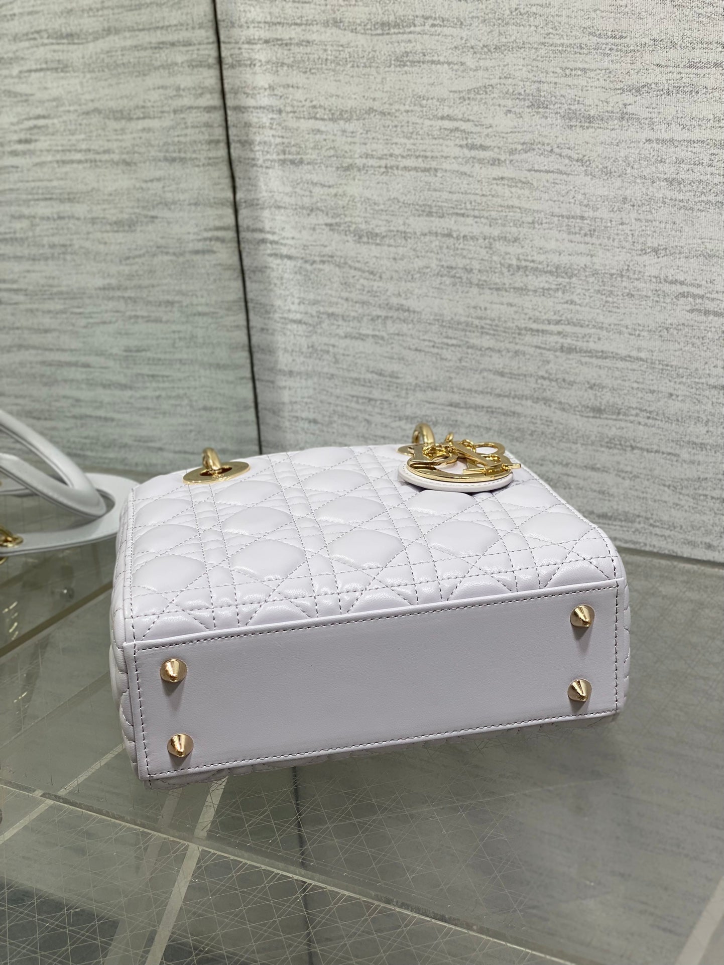 DIOR 25S LADY  BAG 20 IN LILAC CANNAGE CALFSKIN GOLD HARDWRE