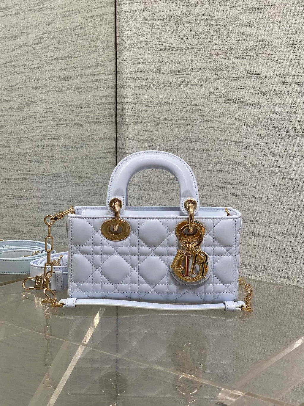 DIOR 25S SMALL LADY D‑JOY BAG 19 IN LIGHT BLUE CANNAGE CALFSKIN GOLD HARDWRE