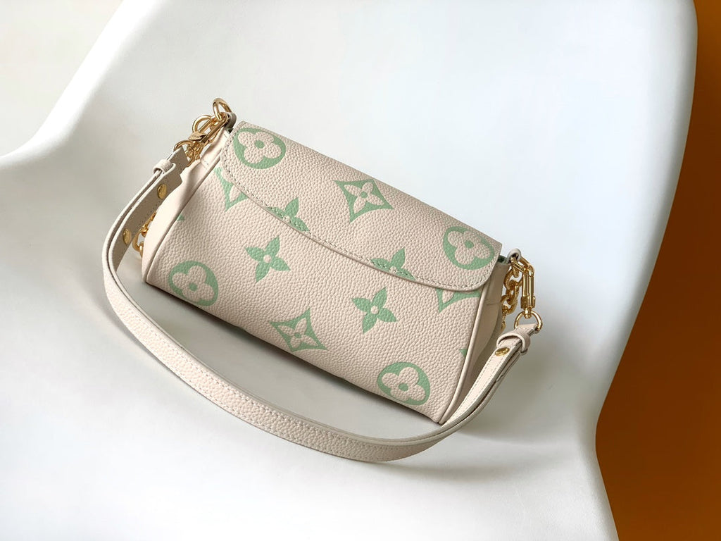 LOUIS VUITTON FAVORITE BAG 24 IN BEIGE MIX GREEN MONOGRAM SOFT GRAINED COWHIDE