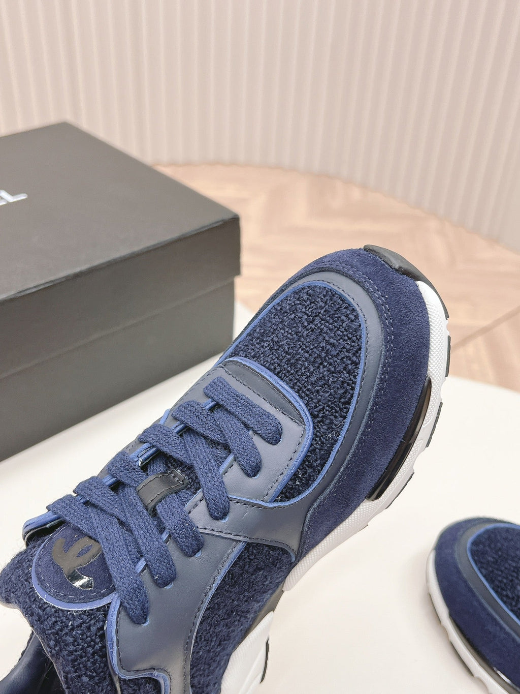 CHANEL TRAINERS IN MIDNIGHT BLUE SUEDE AND CALFSKIN