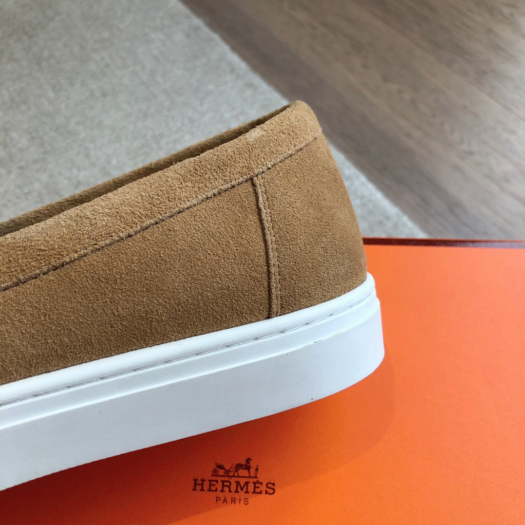 HERMES GAME SLIP-ON SNEAKER CARAMEL SUEDE