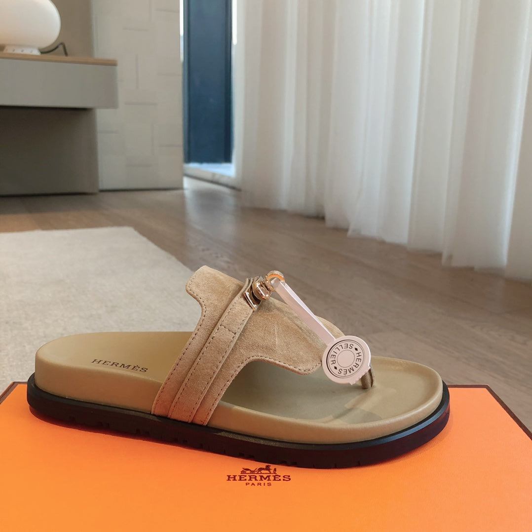 HERMES EMPIRE SANDAL PEANUT SUEDE
