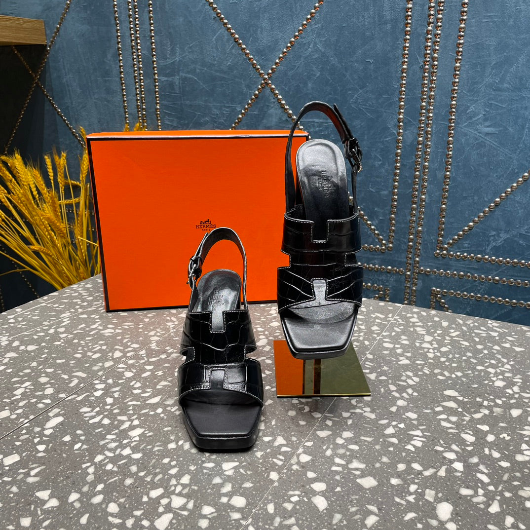 HERMES ERIS SANDAL 95 BLACK CALFSKIN