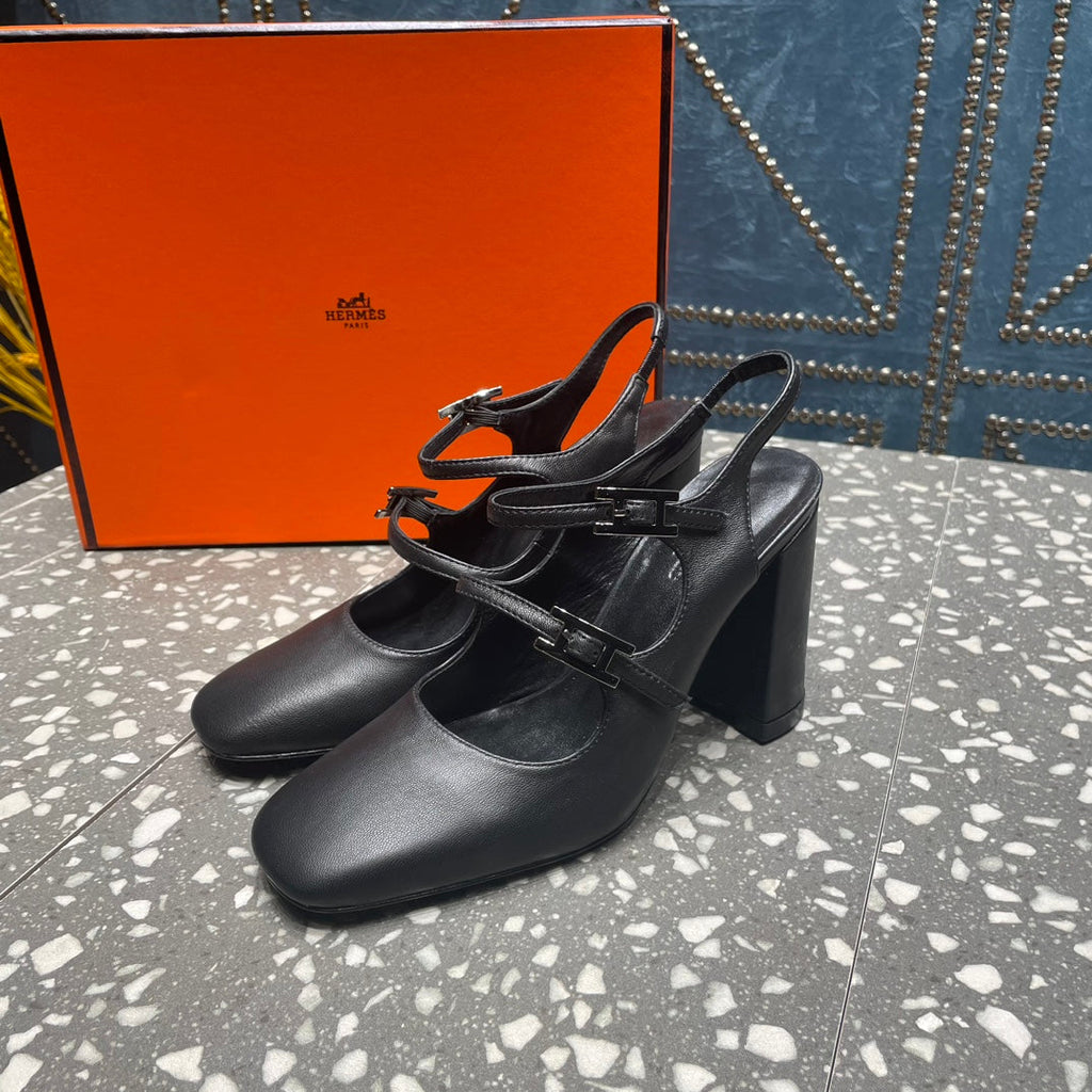 HERMES JACKIE 80 MM PUMP IN BLACK CALFSKIN