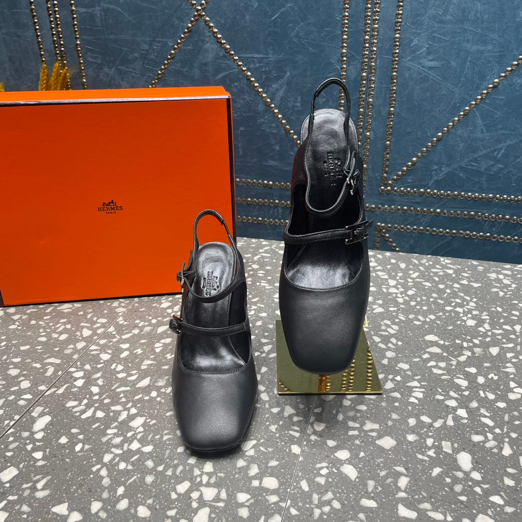 HERMES JACKIE 80 MM PUMP IN BLACK CALFSKIN