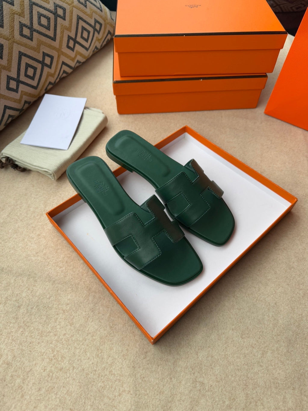 HERMES 0RAN SANDALS IN FOREST GREEN CALFSKIN