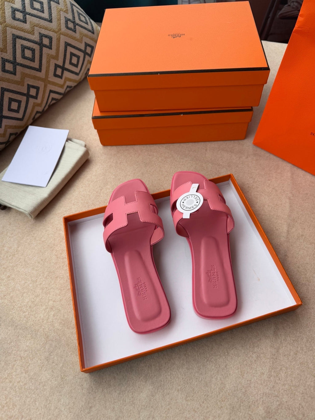 HERMES 0RAN SANDALS IN ROSE PINK CALFSKIN