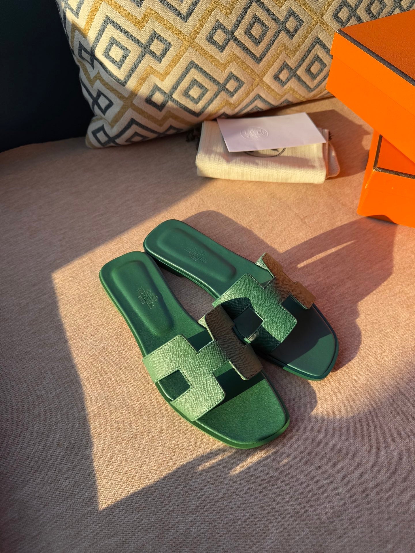 HERMES 0RAN SANDALS IN HUNTER GREEN CALFSKIN