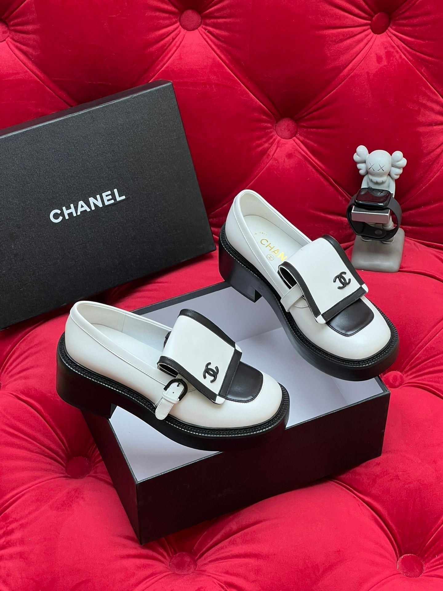 CHANEL MOASIN LOAFER IN WHITE MIX BLACK LAMBSKIN