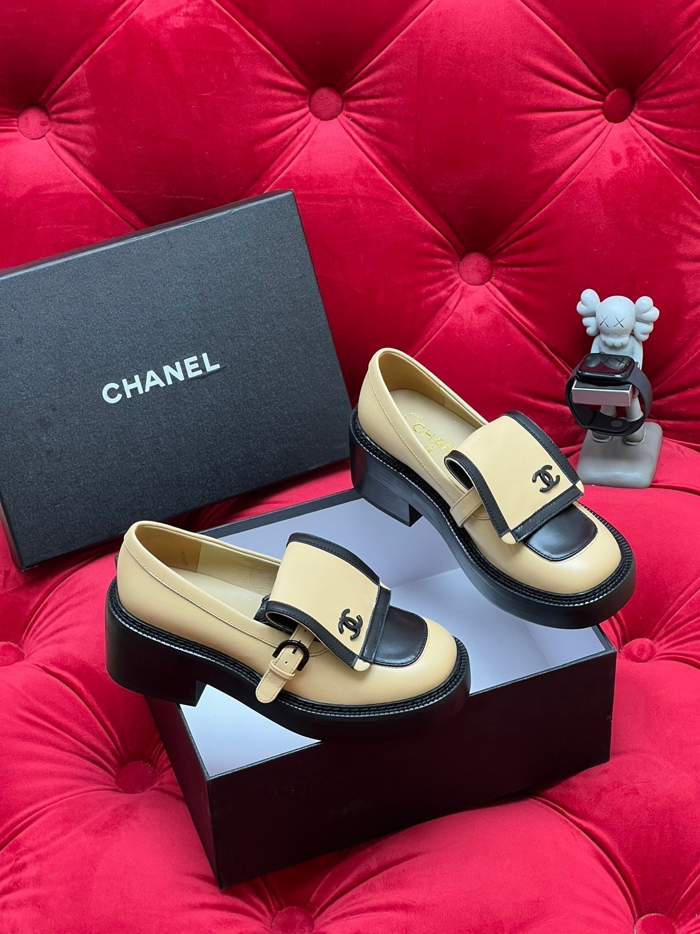CHANEL MOASIN LOAFER IN YELLOW CREAM MIX BLACK LAMBSKIN