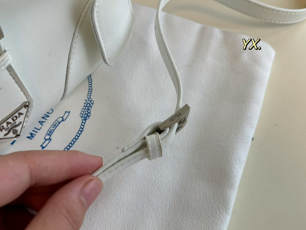 PRADA 23 MOON PADDED BAG WHITE CALFSKIN WITH STRAP