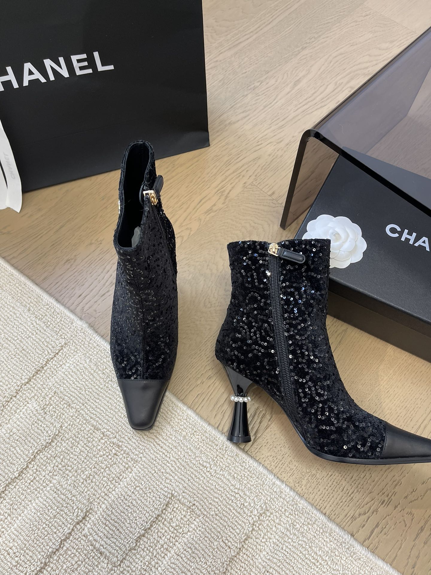 CHANEL BONGADE BOOTS IN BLACK CALFSKIN AND SEQUINS