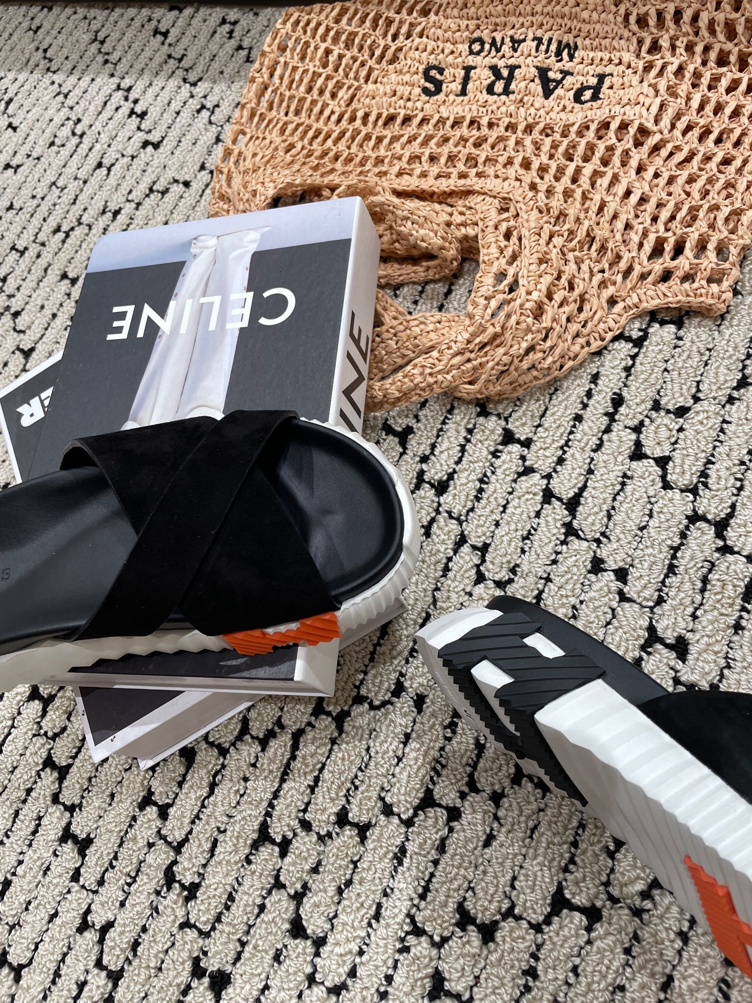 HERMES INFRA SANDAL BLACK SUEDE