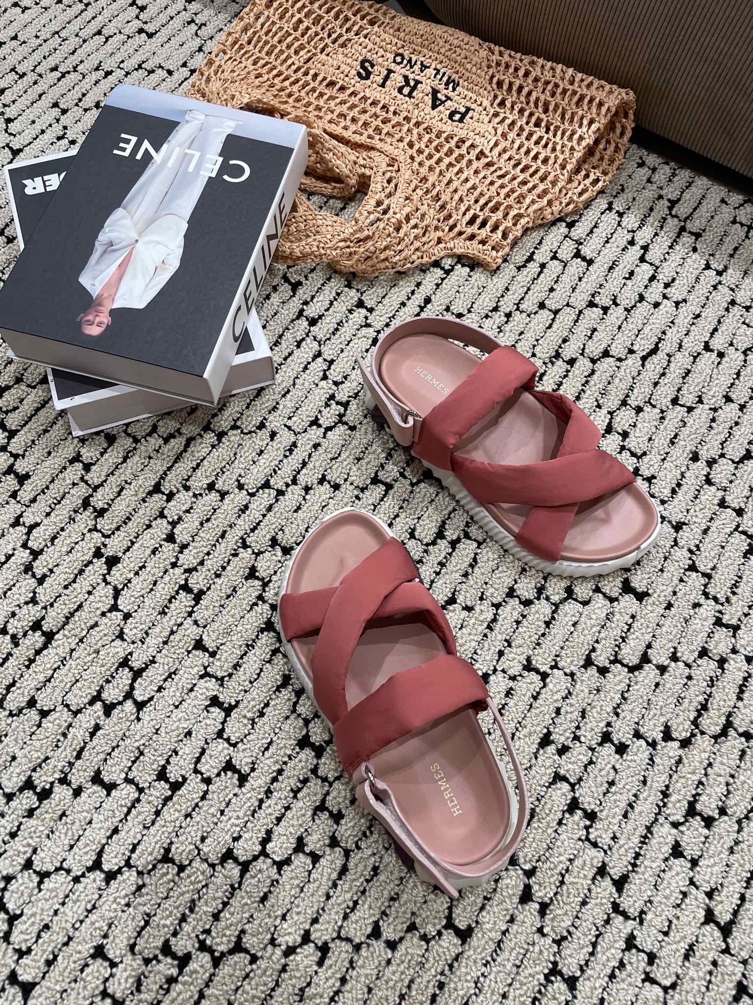 HERMES ELECTRIC SANDAL ROUGE CALFSKIN