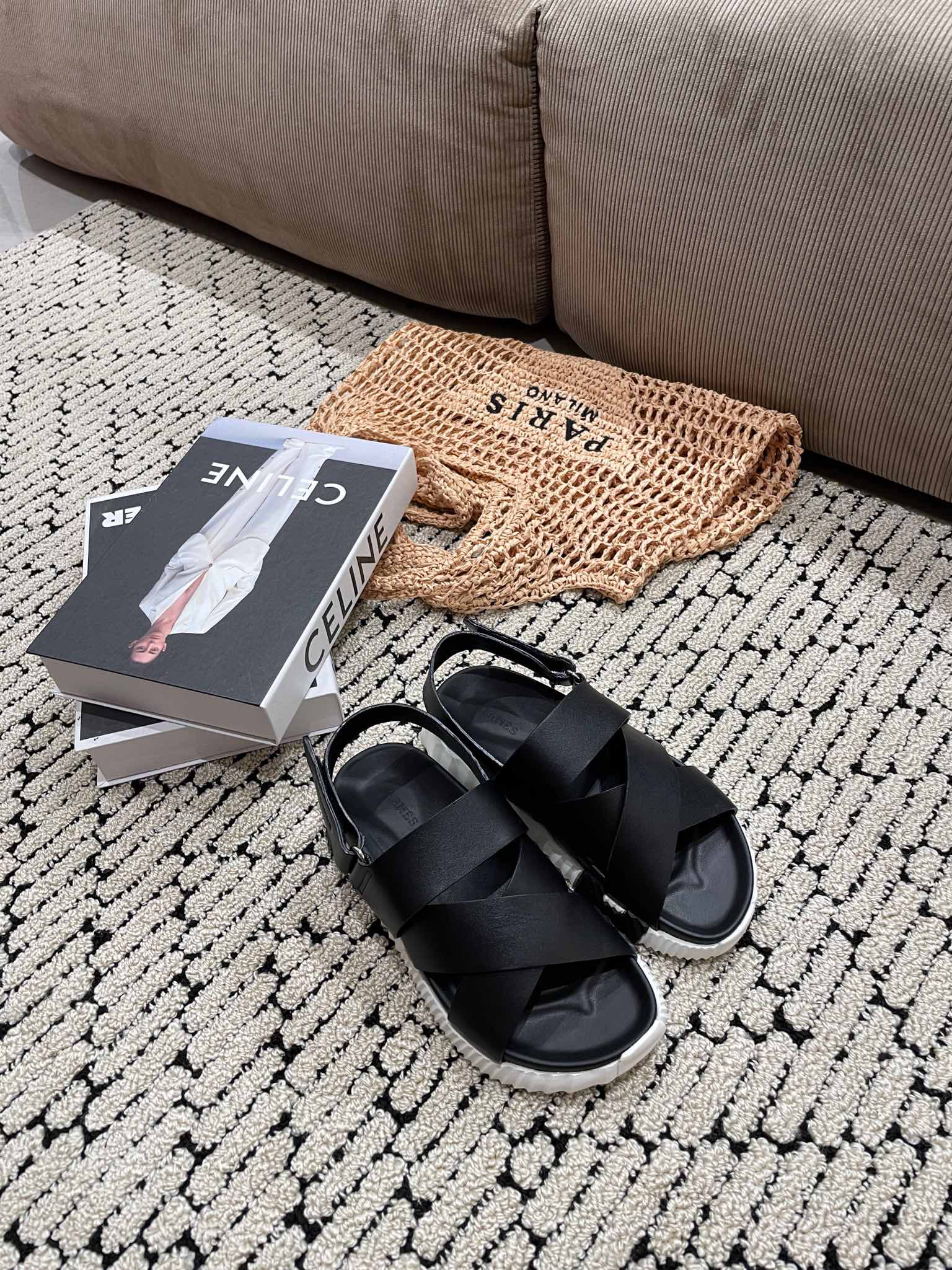HERMES ELECTRIC SANDAL BLACK CALFSKIN