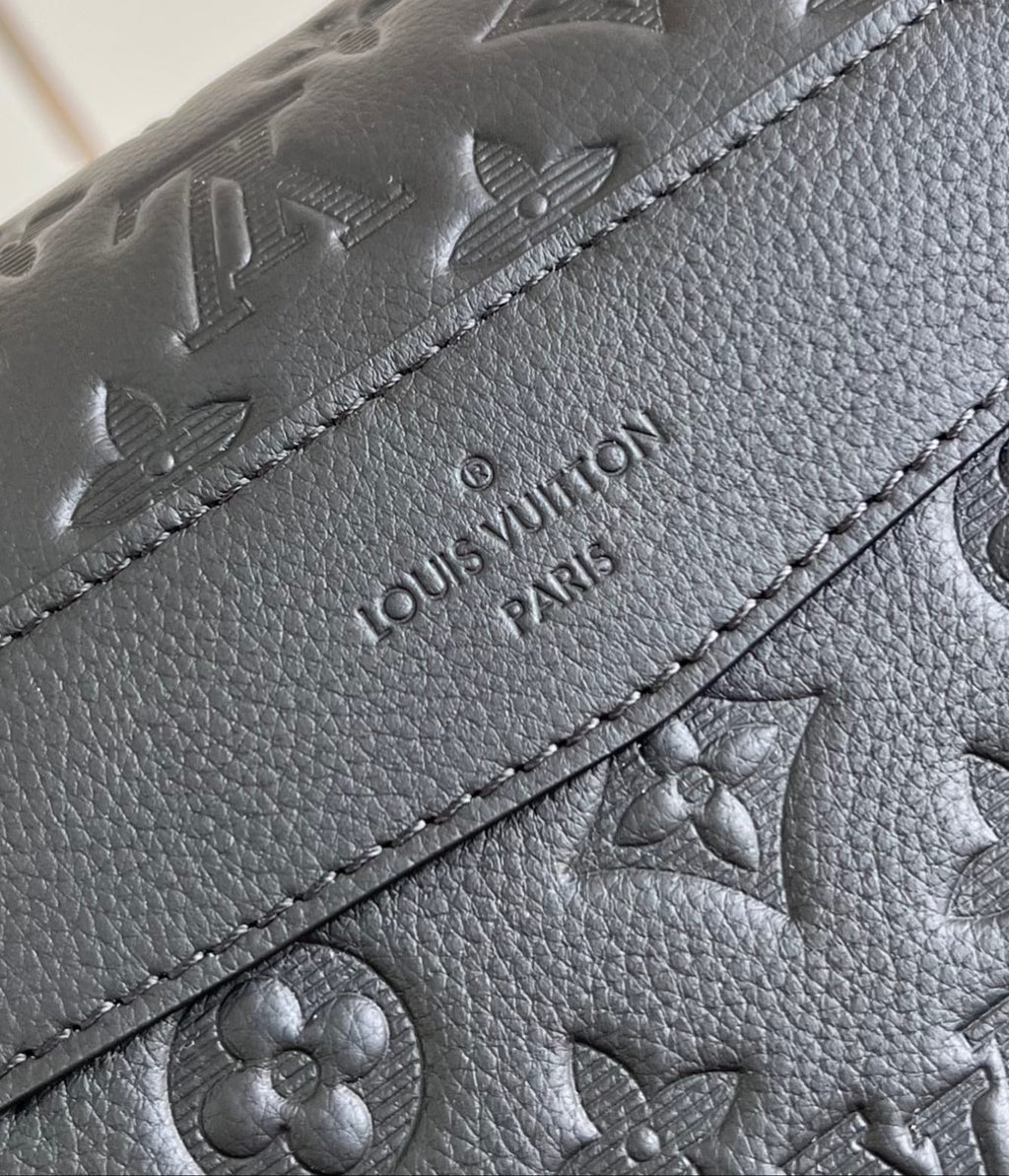 LOUIS VUITTON MESSENGER VOYAGER PM 33 IN BLACK MONOGRAM SHADOW CALFSKIN