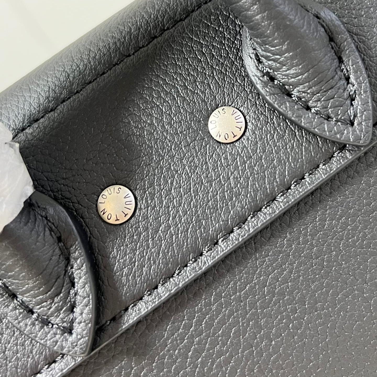 LOUIS VUITTON STEAMER 20 IN BLACK CALFSKIN SILVER HARDWARE