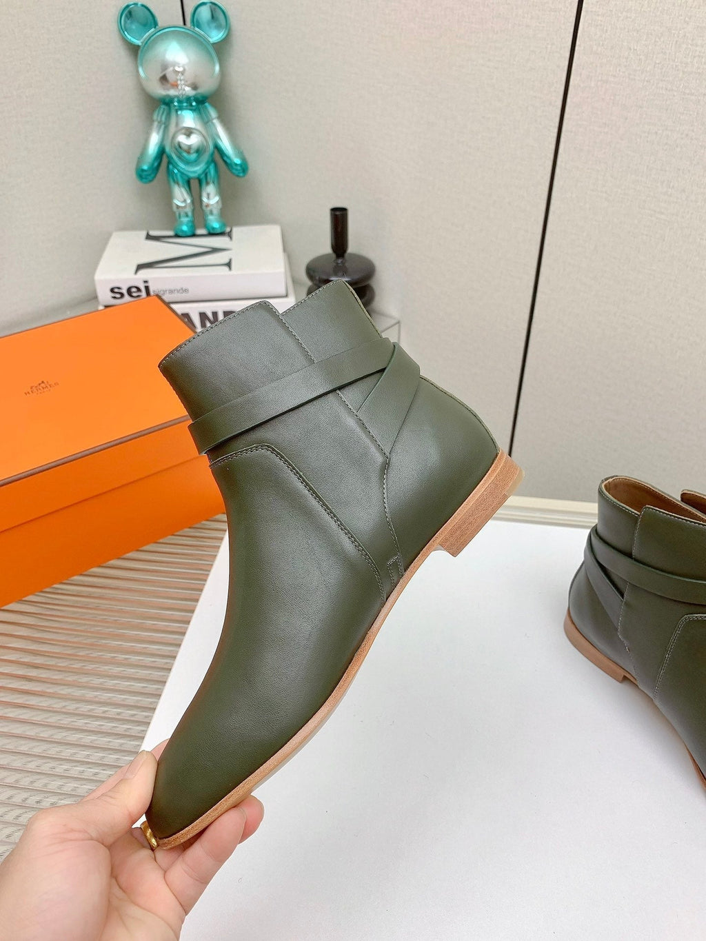 HERMES WOMEN'S NEO ANKLE BOOT IN ARMY GREEN CALFSKIN