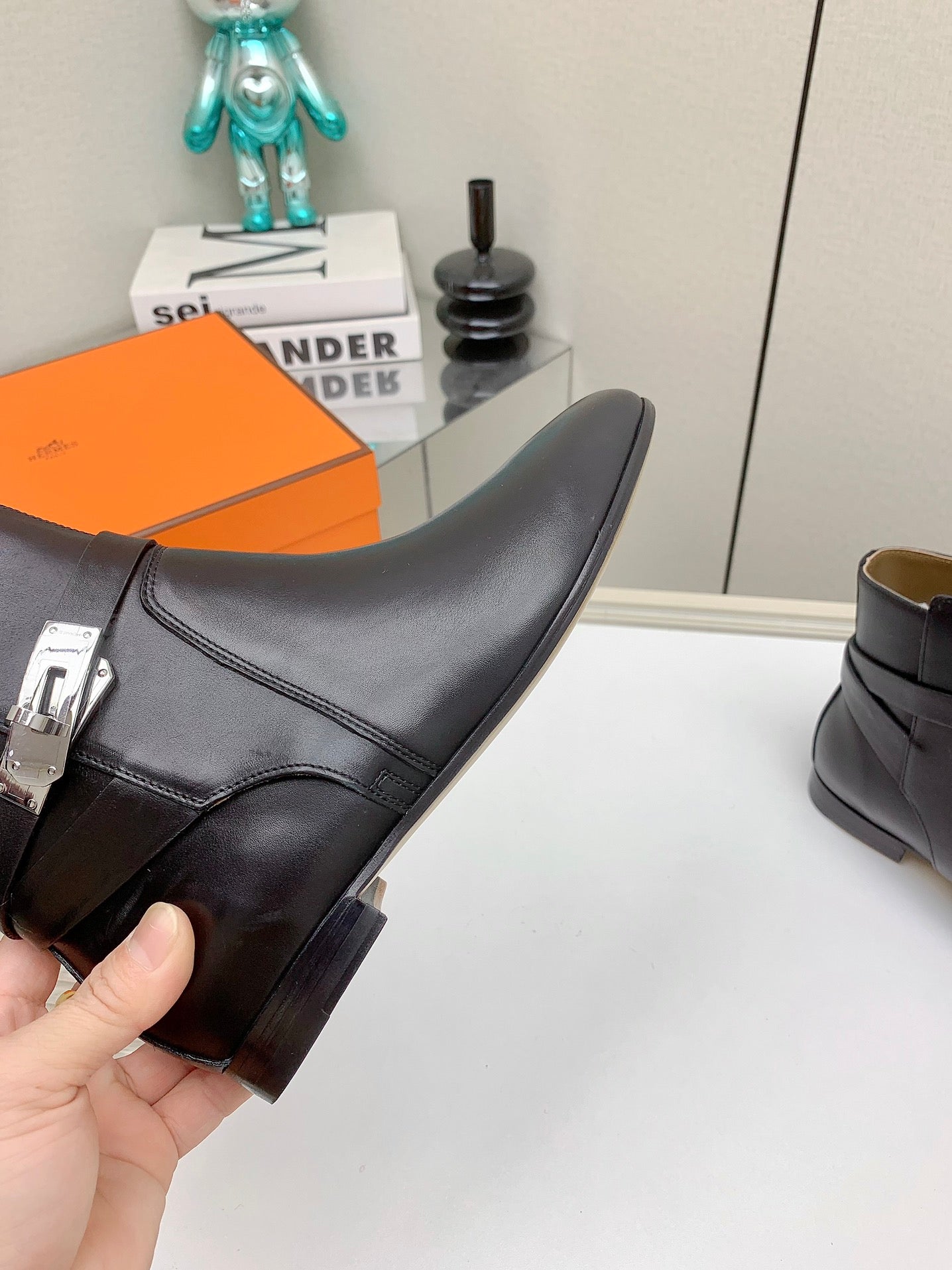 HERMES WOMEN'S NEO ANKLE BOOT IN BLACK CALFSKIN