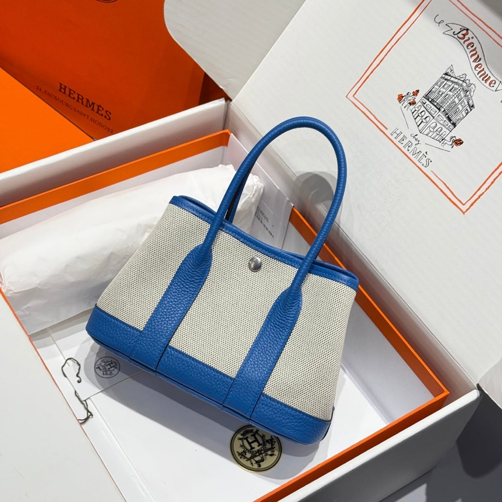 HERMES GARDEN PARTY 23CM IN WHITE MIX BLACK TOILETS COTTON CANVAS AND BLUE CALFSKIN