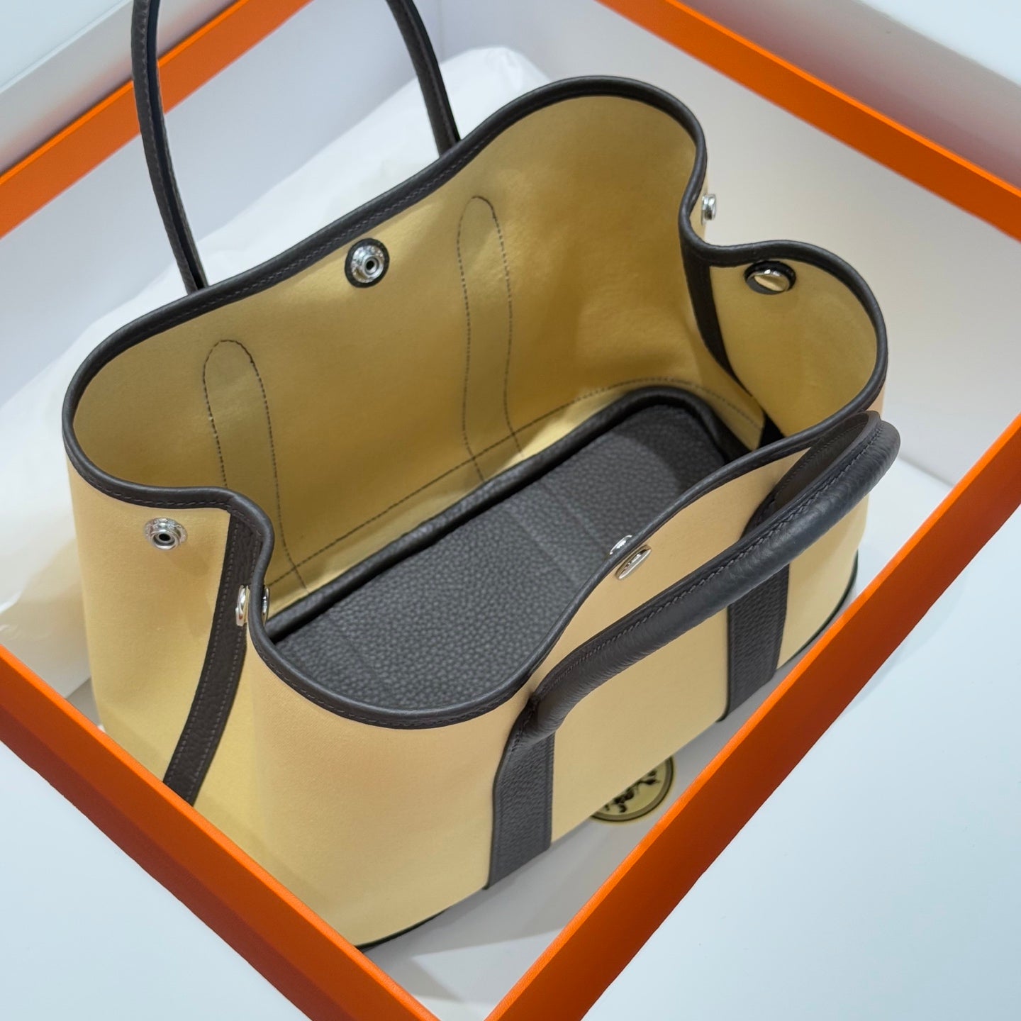 HERMES GARDEN PARTY 30CM IN DARK BEIGE TOILETS COTTON CANVAS AND BLACK CALFSKIN