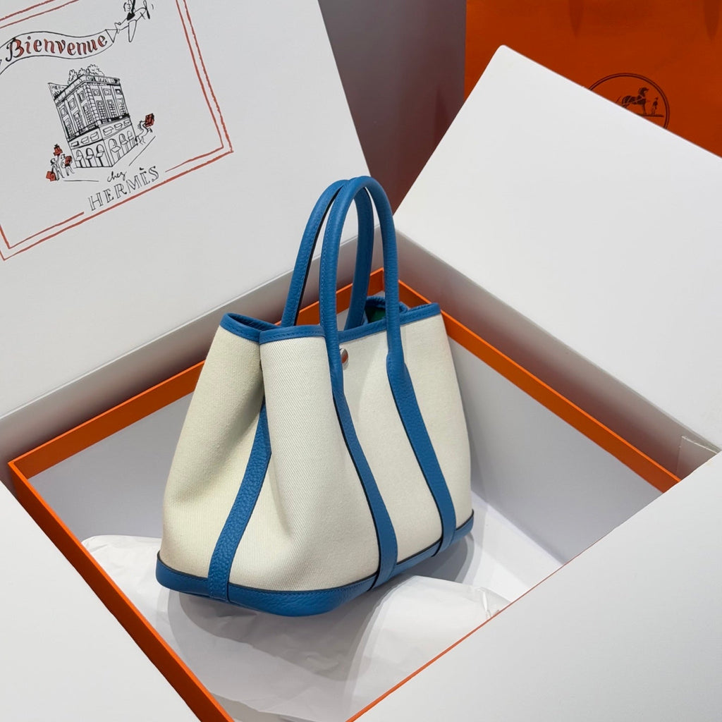 HERMES GARDEN PARTY 30CM IN WHITE TOILETS COTTON CANVAS AND BLUE CALFSKIN GREEN ON SIDE OTHER