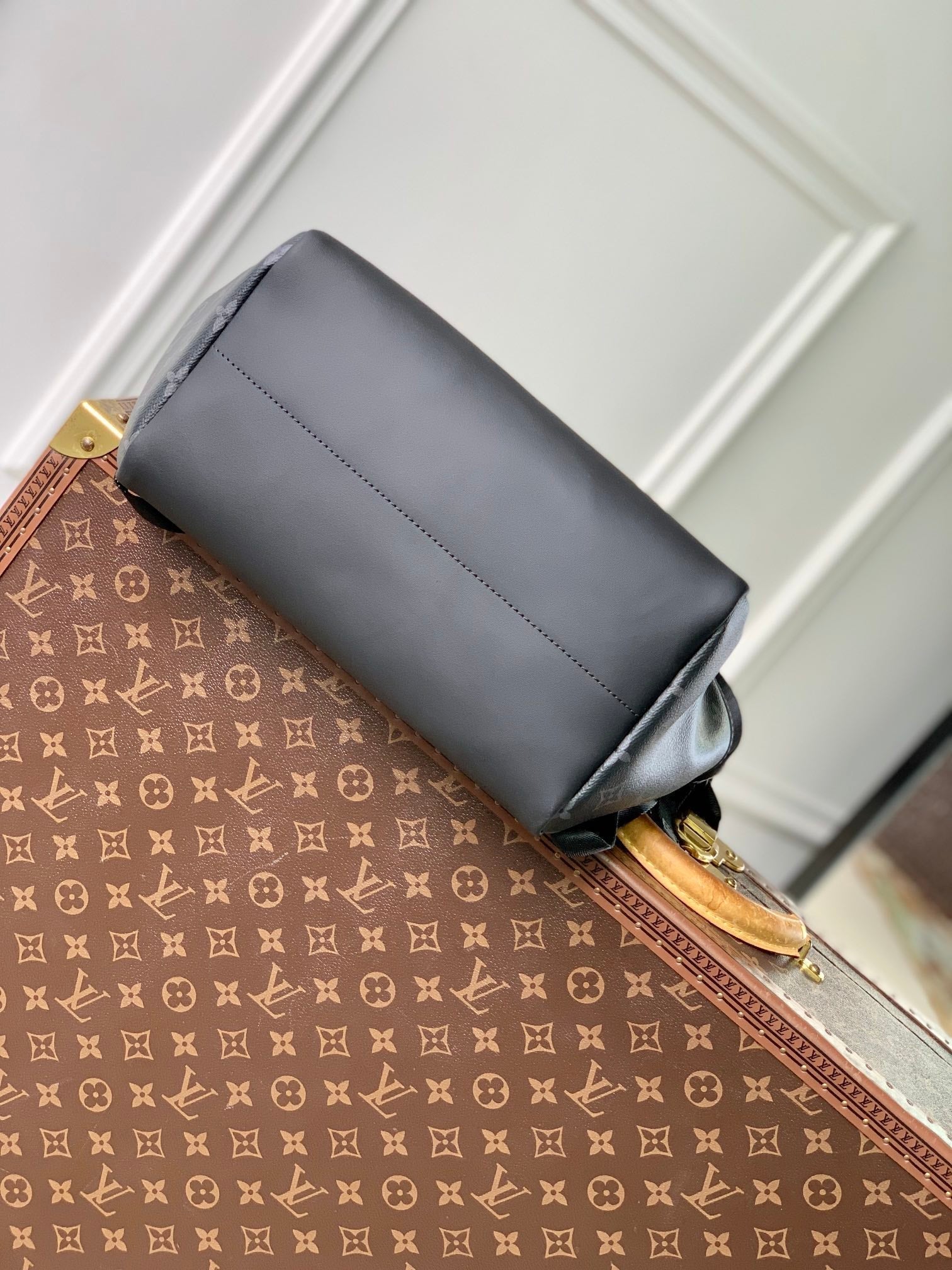 LOUIS VUITTON GETAWAY BACKPACK 50 IN BLACK MONOGRAM ECLIPSE CANVAS AND CALFSKIN