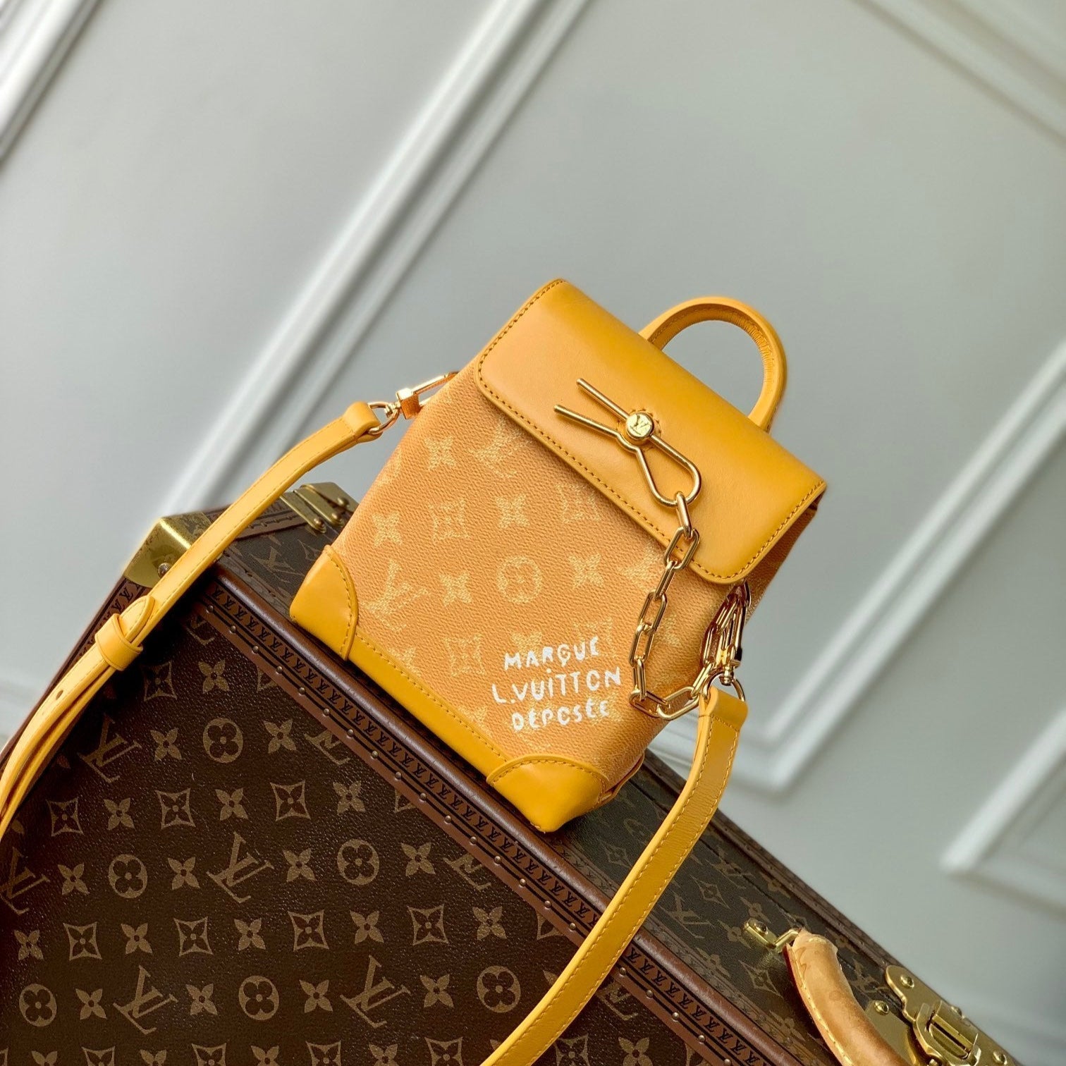 LOUIS VUITTON STEAMER 18 IN PEPPER ORANGE MONOGRAM HERITAGE CANVAS GOLD HARDWARE