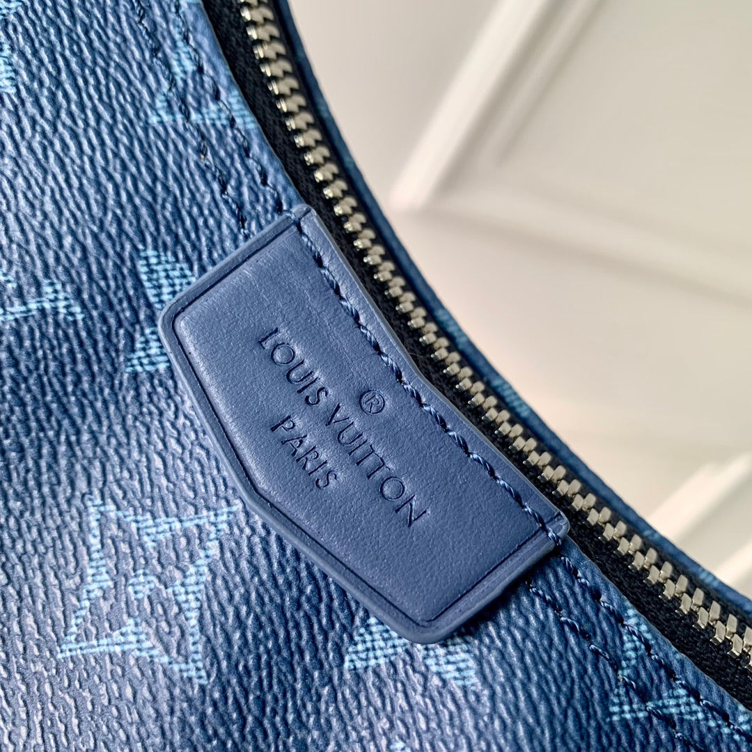 LOUIS VUITTON HAMAC BAG 28 IN BLUE MONOGRAM GRADIENT CANVAS