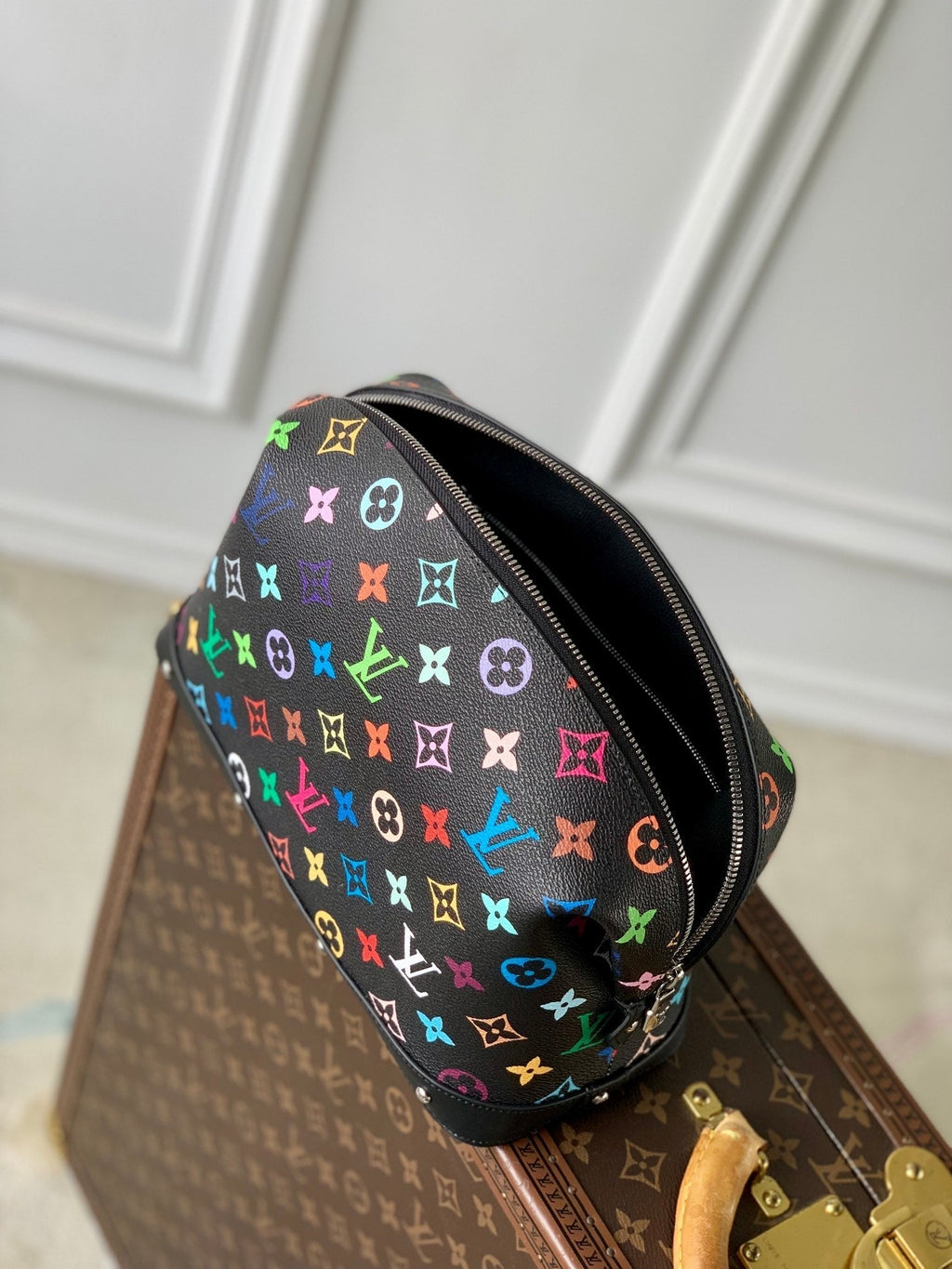 LOUIS VUITTON COSMETIC POUCH GM 27 IN COLORFUL MONOGRAM CANVAS